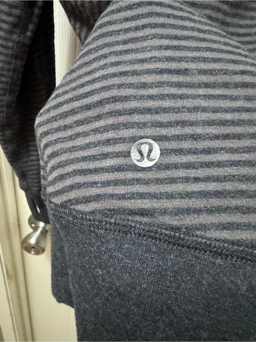 lululemon athletica sweatshirt